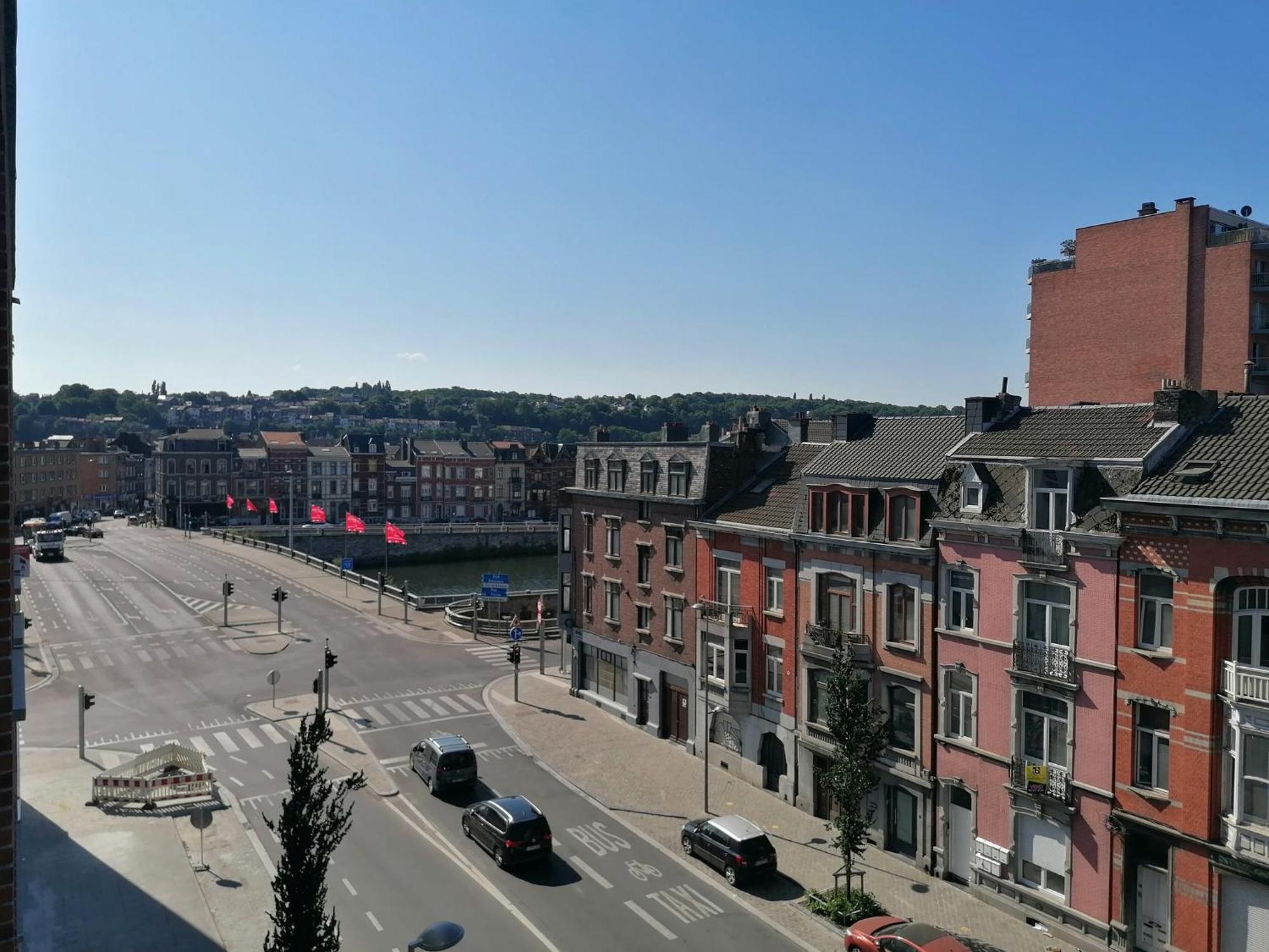 Superbe Appartement Neuf Et Moderne A لييج المظهر الخارجي الصورة