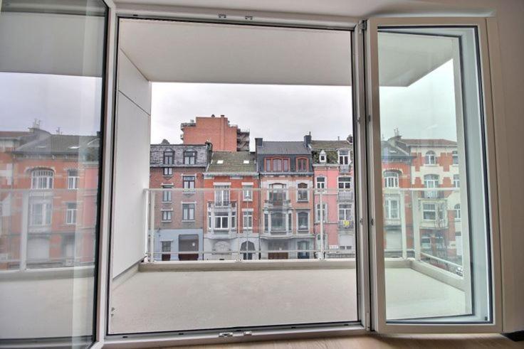 Superbe Appartement Neuf Et Moderne A لييج المظهر الخارجي الصورة
